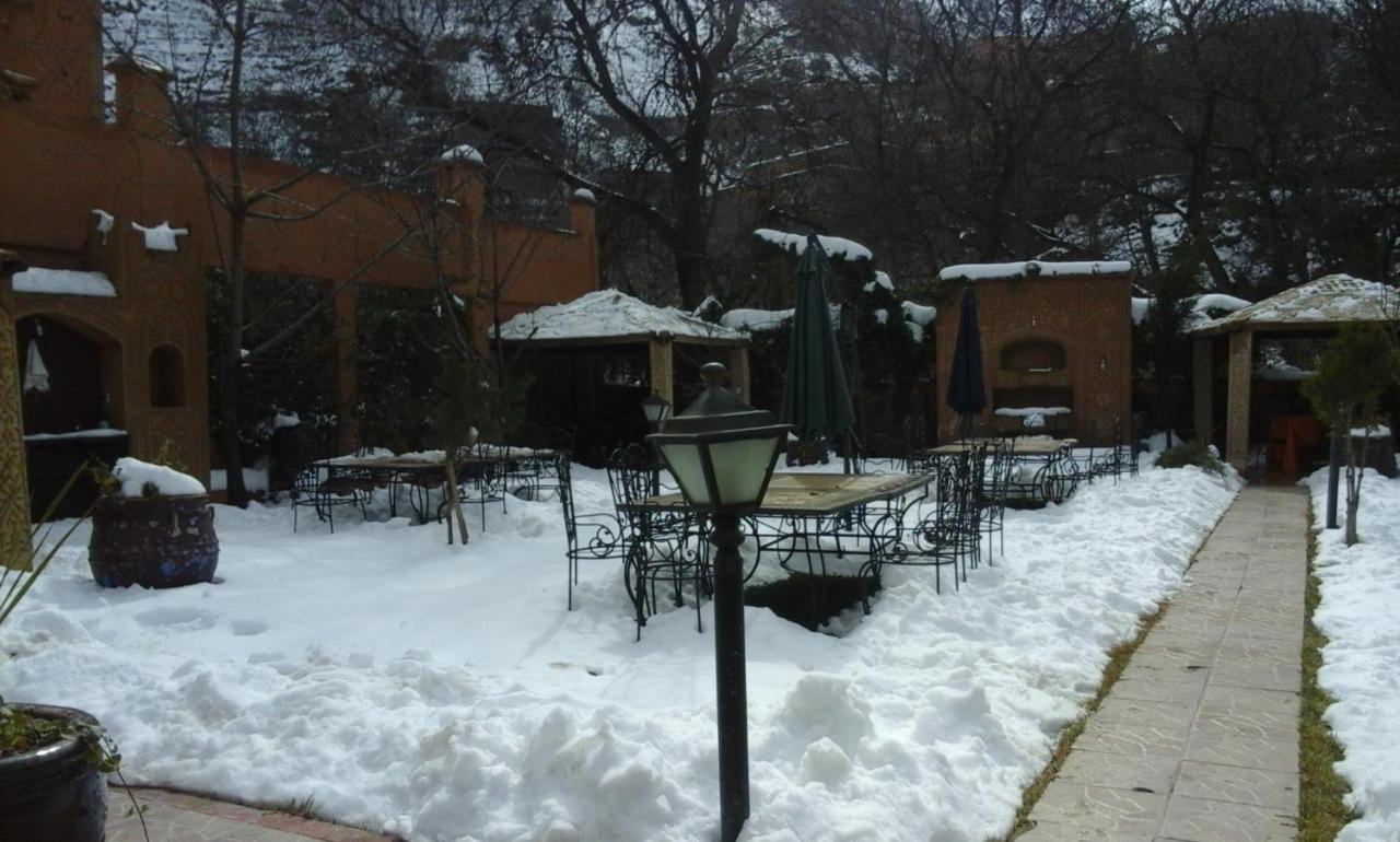 Hotel Restaurant Les Etoiles Du Toubkal Imlil  Kültér fotó